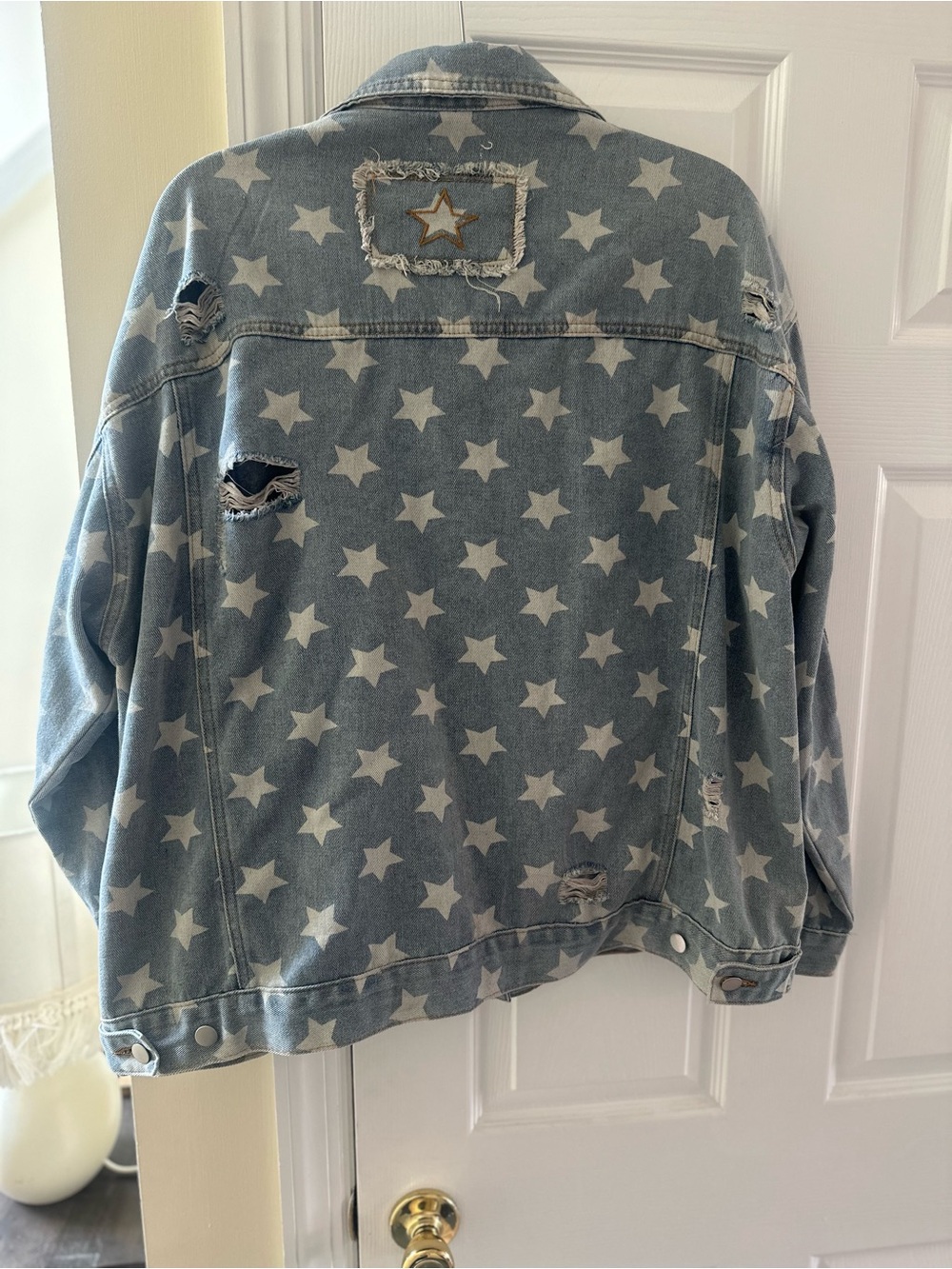 POL Light Wash Denim Jacket with White Star Print - Picture 5 of 10